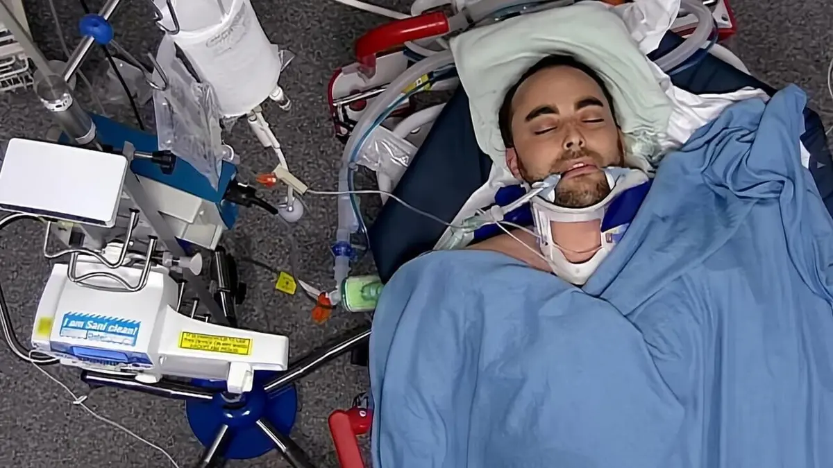 Casting 24 Uur In De ER Support Bubble