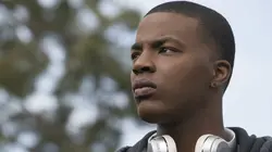 All American S02E09 Petit frère