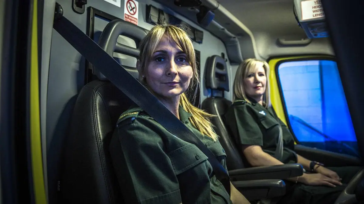 Ambulance UK S04E05