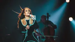 Basique, le concert Amel Bent