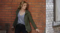 Bitten S03E02 Leur propre sang