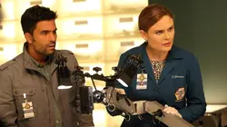 Bones S10E11 Esprit es-tu là ?