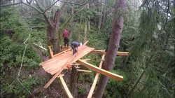 Cabanes perchées Repère de pirate en streaming