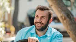 Camping Paradis S12E02 Allumer le camping