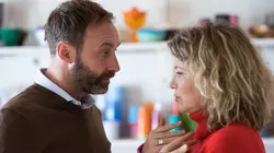 Candice Renoir S08E08 Il n'y a pas de grenouille qui ne trouve son crapaud