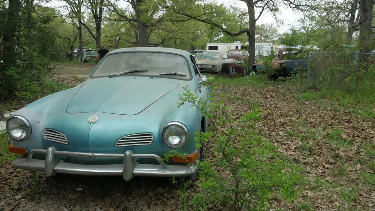 Chrome Customs Une ghia pour l'exposition