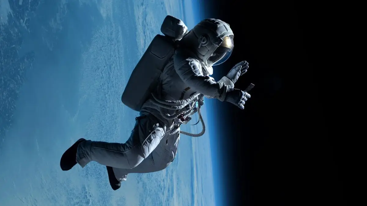 Casting Comment ça marche ? Super yachts, combinaisons spatiales