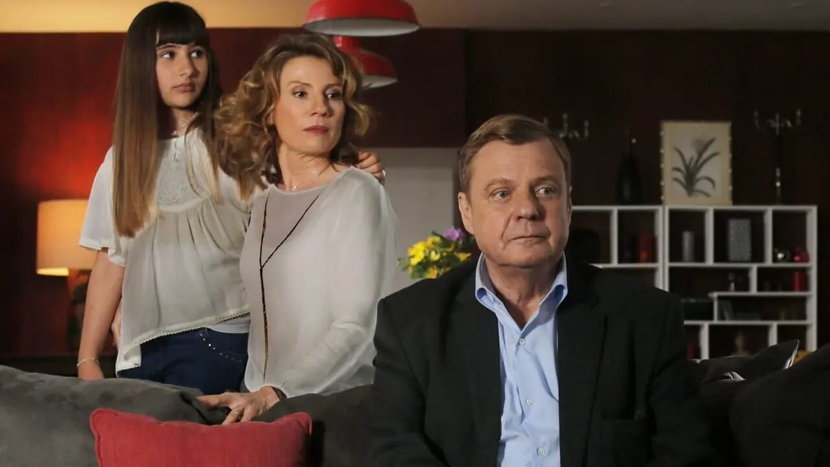 Commissaire Magellan S01E19 Jeu, set et meurtres