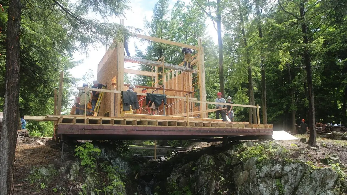 Constructions hors limites S02E07 Une maison créative en streaming