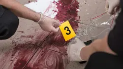 Crimes S01E01 A la frontière espagnole