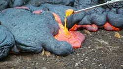 Des volcans et des hommes