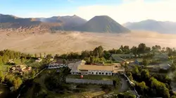 Des volcans et des hommes