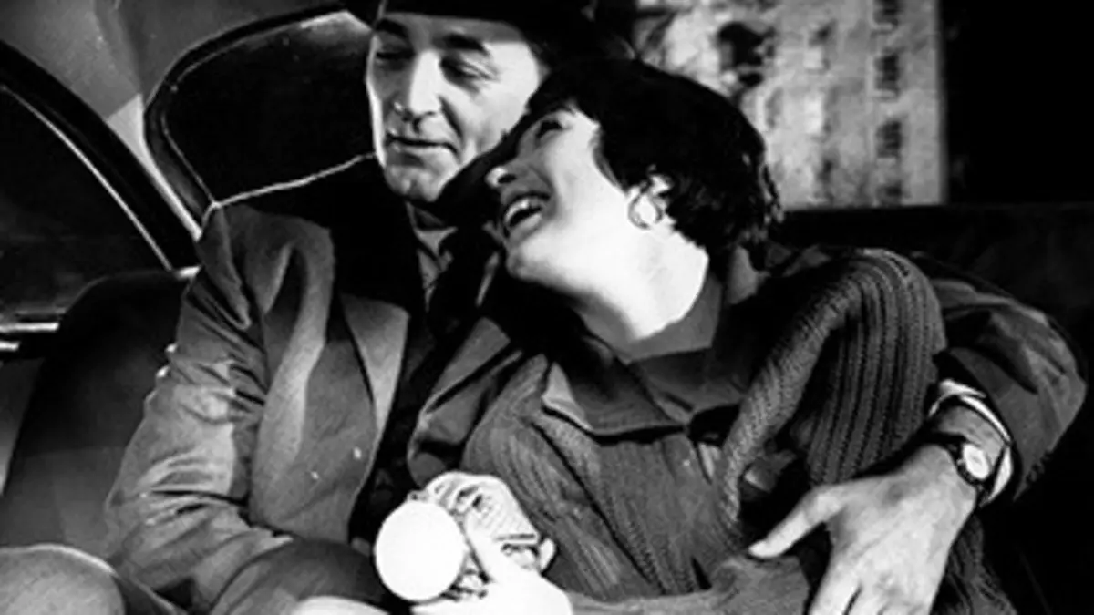 Deux sur la balançoire