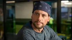 Dr Harrow S01E05 Lapins rouges