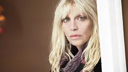 Empire S01E06 Monte le son