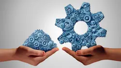 En verre et contre tous Double intention