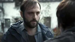 Ennemi public S02E10 L'exode