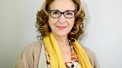 Esprits de famille S01E06 Le plus beau jour de leur vie ?