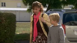 Famille d'accueil S07E05 Dommage collatéral