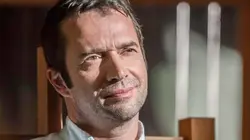 Following S02E03 Confiance