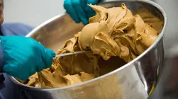 Food Factory Super Caramel Crunch cake