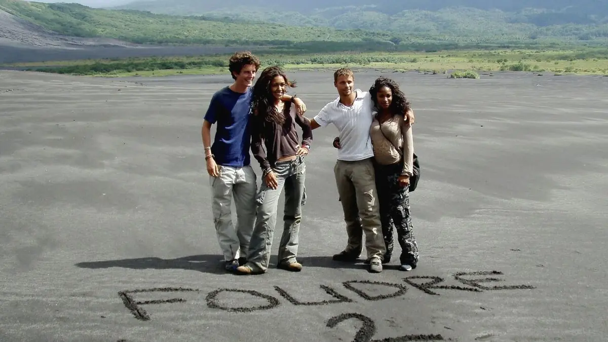 Foudre S02E01 Seuls au monde