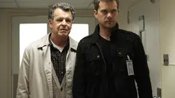 Fringe S02E01 La traversée