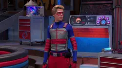 Henry Danger S05E06 Super Bataille