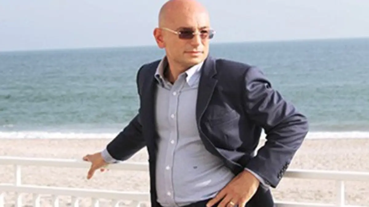 Hotel impossible S01E06 Le Corpus Christi