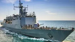 Immersion dans un navire de guerre E01 Un équipage sous pression