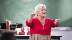 Joséphine, ange gardien S13E04 Une prof