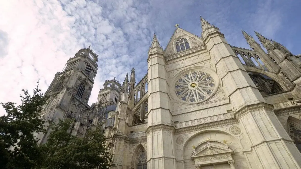 Les 100 lieux qu il faut voir S07E05 Le Val de Loire de la cité royale