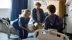 Les bracelets rouges