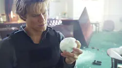 MacGyver S01E09 Assiégés