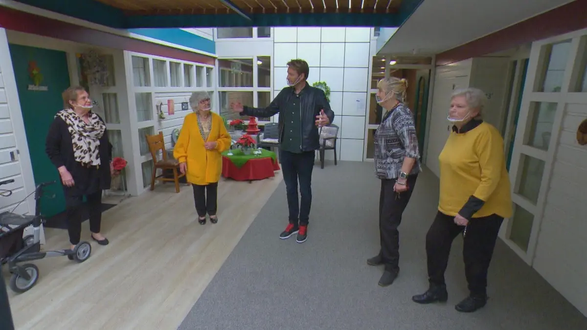 Mr. Frank Visser doet uitspraak