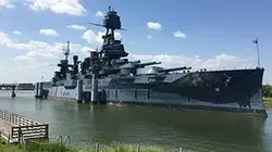 Navires de guerre E02 Le premier cuirassé