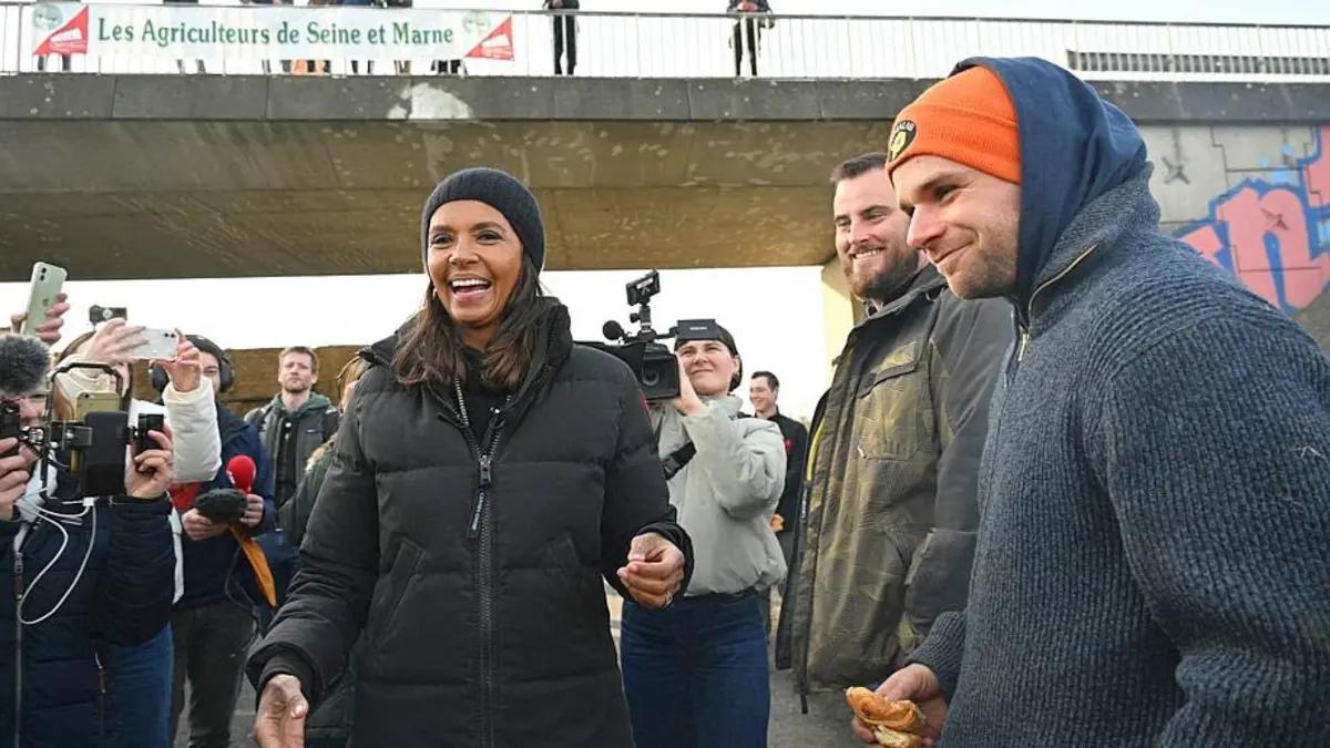 Karine Le Marchand soutient le mouvement des agriculteurs (vidéo)