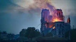 Notre Dame de Paris, l'indestructible