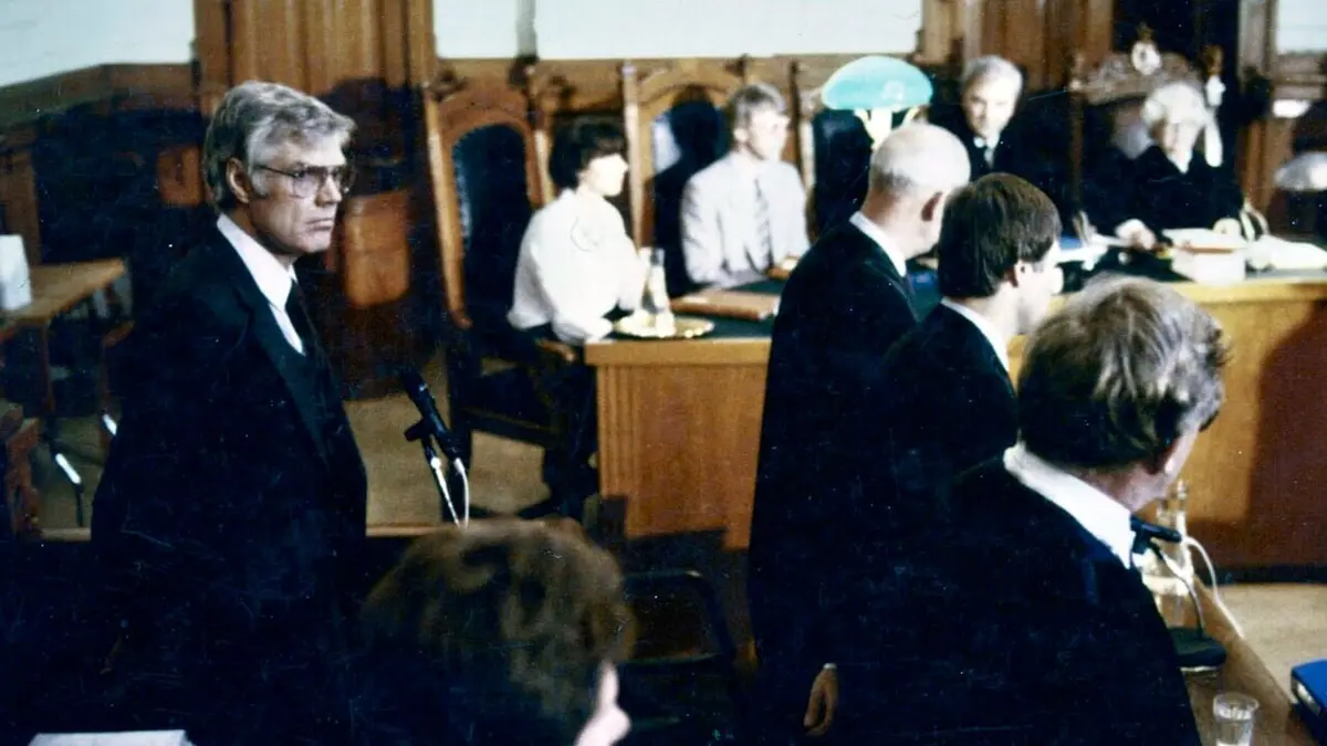 Opération Treholt Le paragraphe espionnage