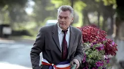Père et maire S05E01 Votez pour moi