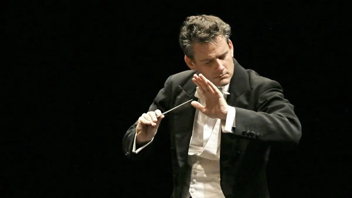 Philippe Jordan dirige l Orchestre de l Opéra de Paris Symphonies n3