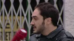 Un, dos, tres : S6 E14 - Le négociateur
