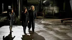 Sanctuary S04E13 La patrie en streaming