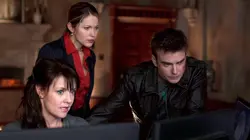 Sanctuary S04E02 Insurrection en streaming