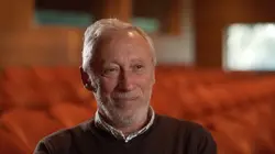 Sous les oeillets, la révolution portugaise