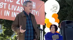 The Middle S09E09 Deux cents