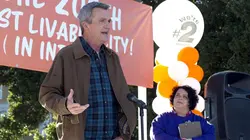 The Middle S09E09 Deux cents