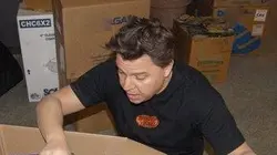 Toy Hunter S01E06 Episode 6 en streaming