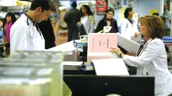 Urgences S09E18 Coup d'état