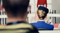 WorkinGirls S02E08 New Management en streaming